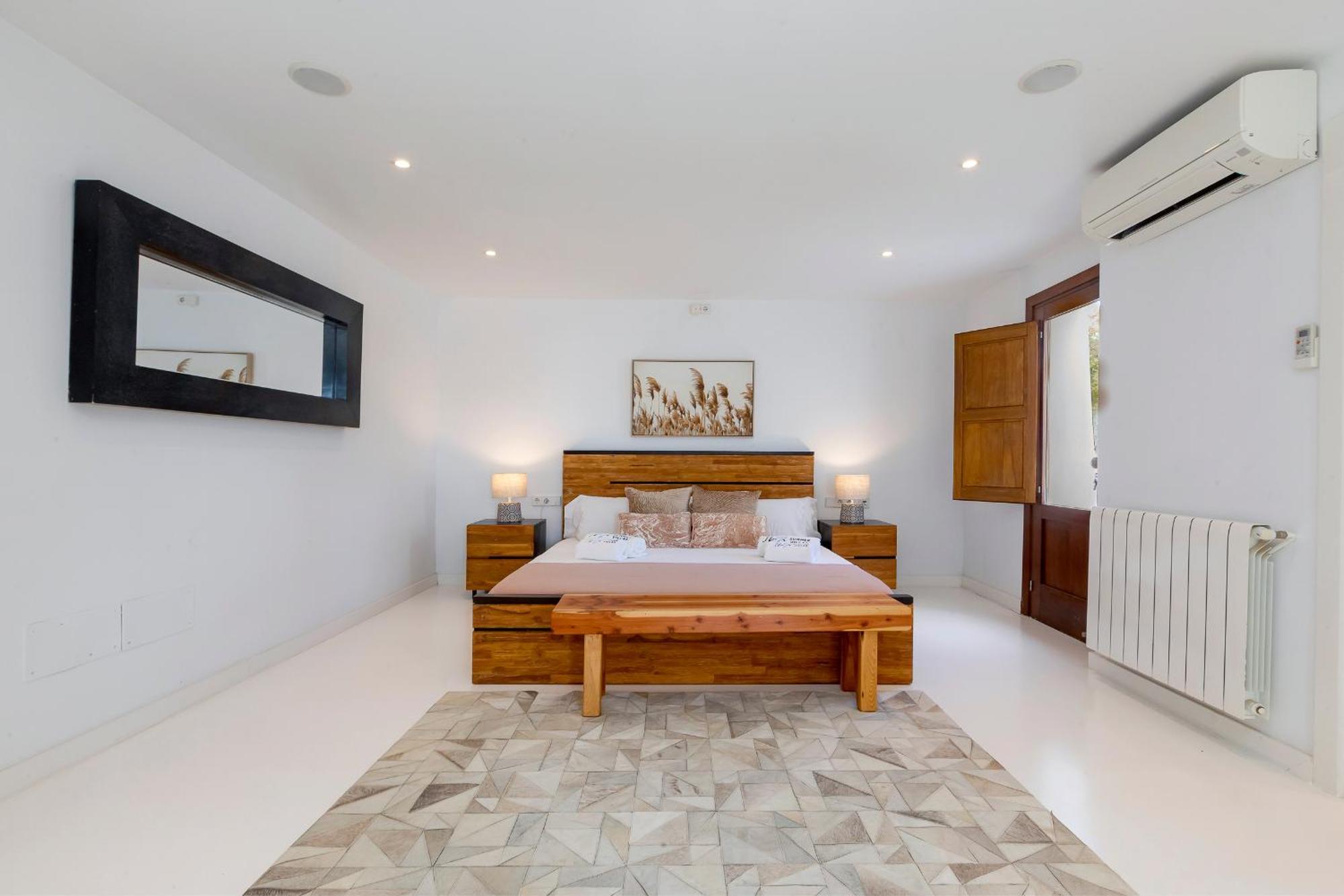 Villa Near Ibiza Town Sleeps 11 To 13 Guests Can Furnet Exterior photo